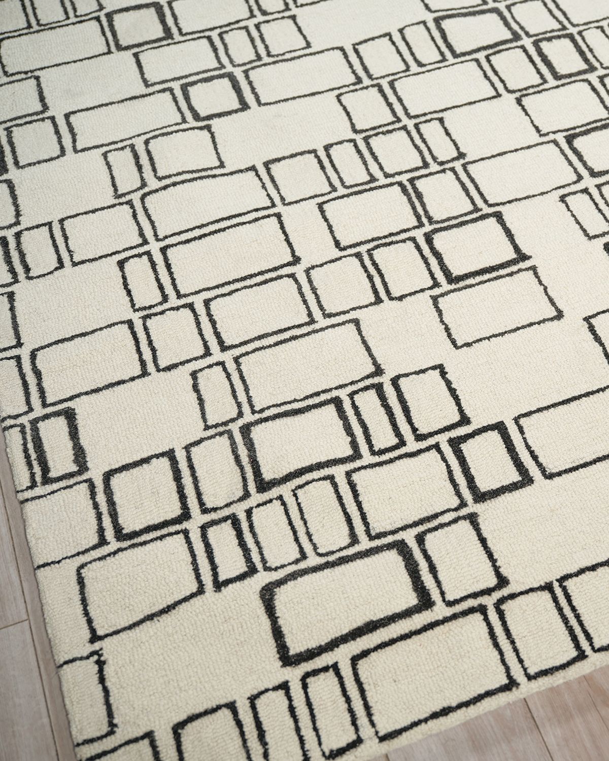 Exquisite Rugs Soho Hand-Tufted & Black Rug | Thumbnail 6 Exquisite Rugs Soho Hand-Tufted & Black Rug | Thumbnail 6
