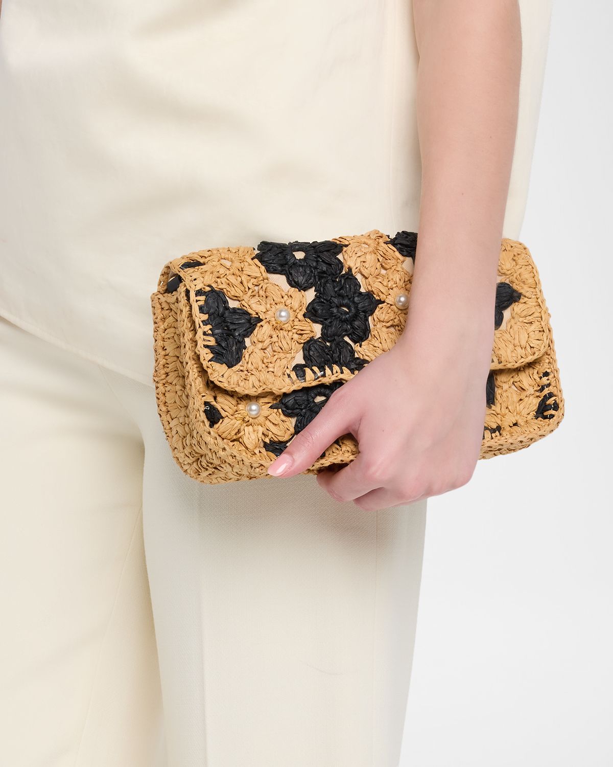 BTB Los Angeles Shiloh Floral Raffia Crossbody Bag