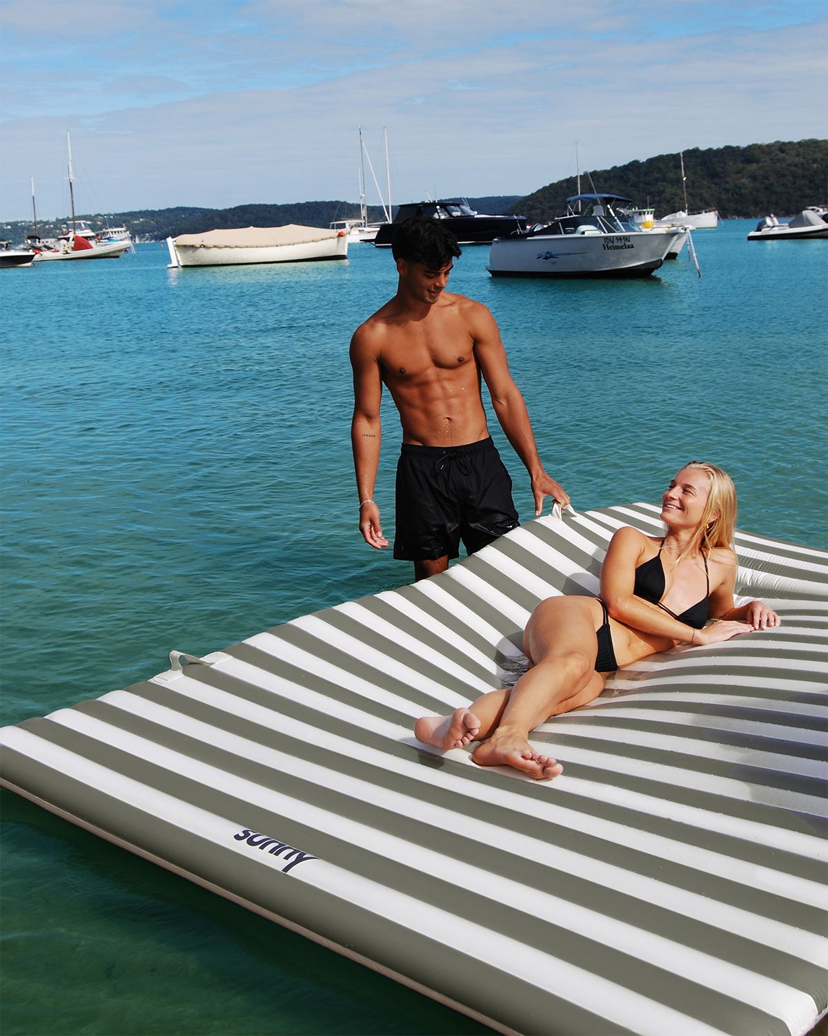 SUNNYLiFE Inflatable Party Pad