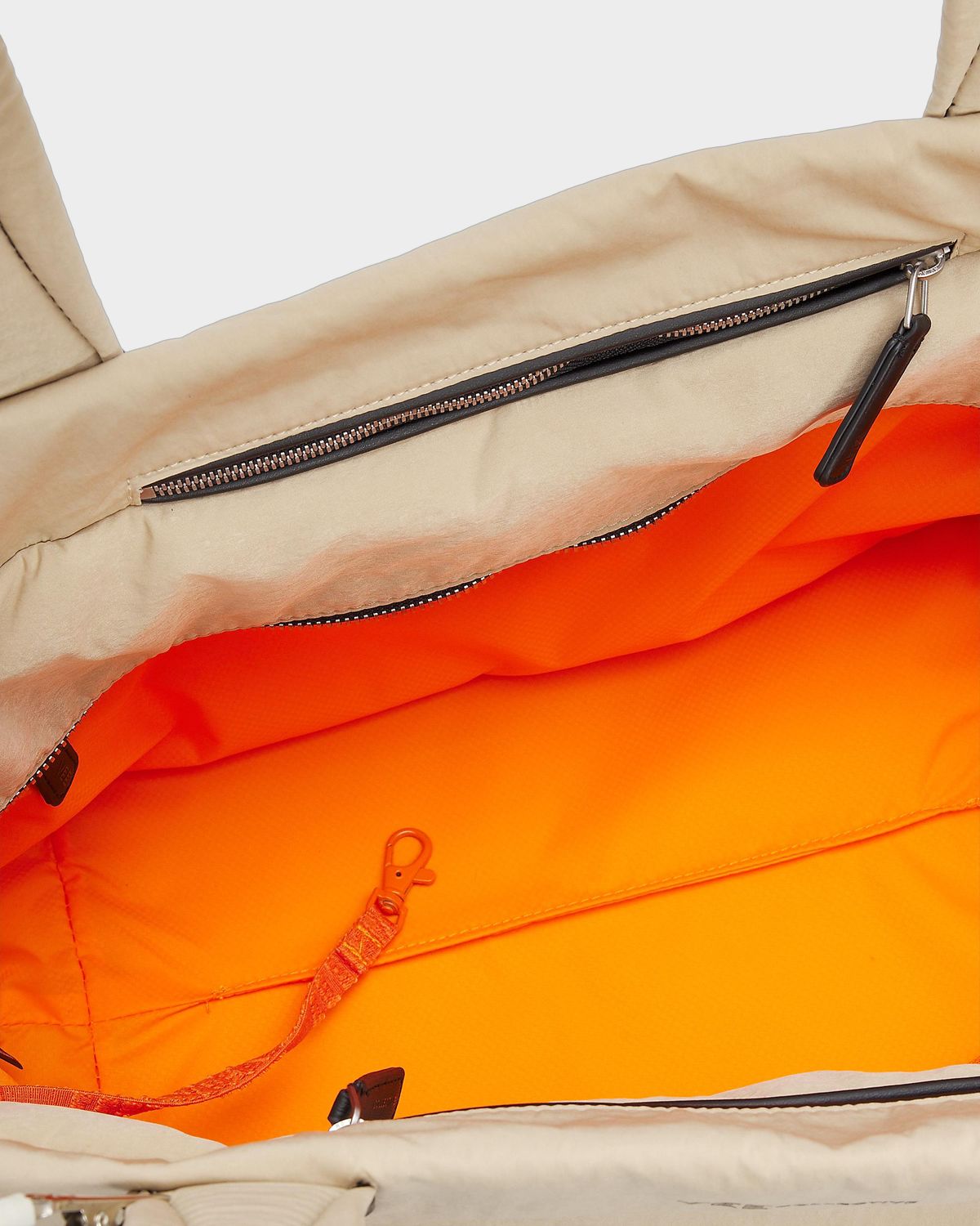 VeeCollective Essence Medium Contrast-Lined Tote Bag | Thumbnail 4