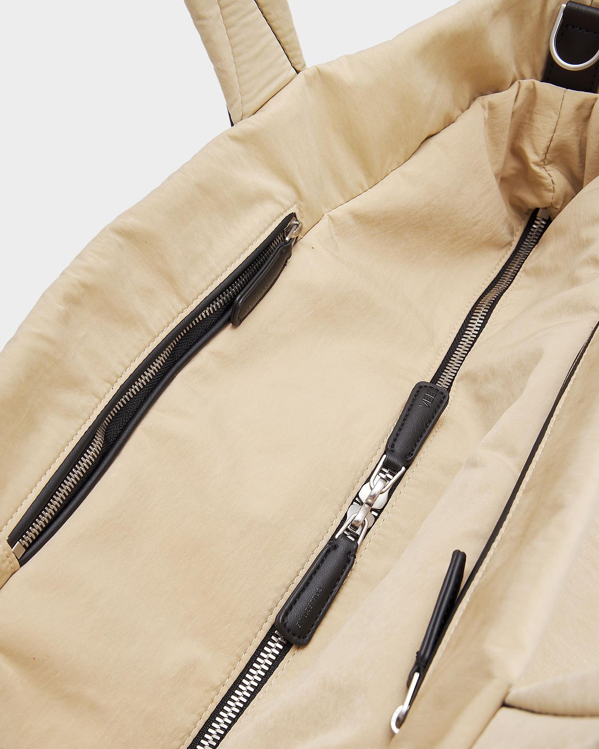 VeeCollective Essence Medium Contrast-Lined Tote Bag | Thumbnail 6