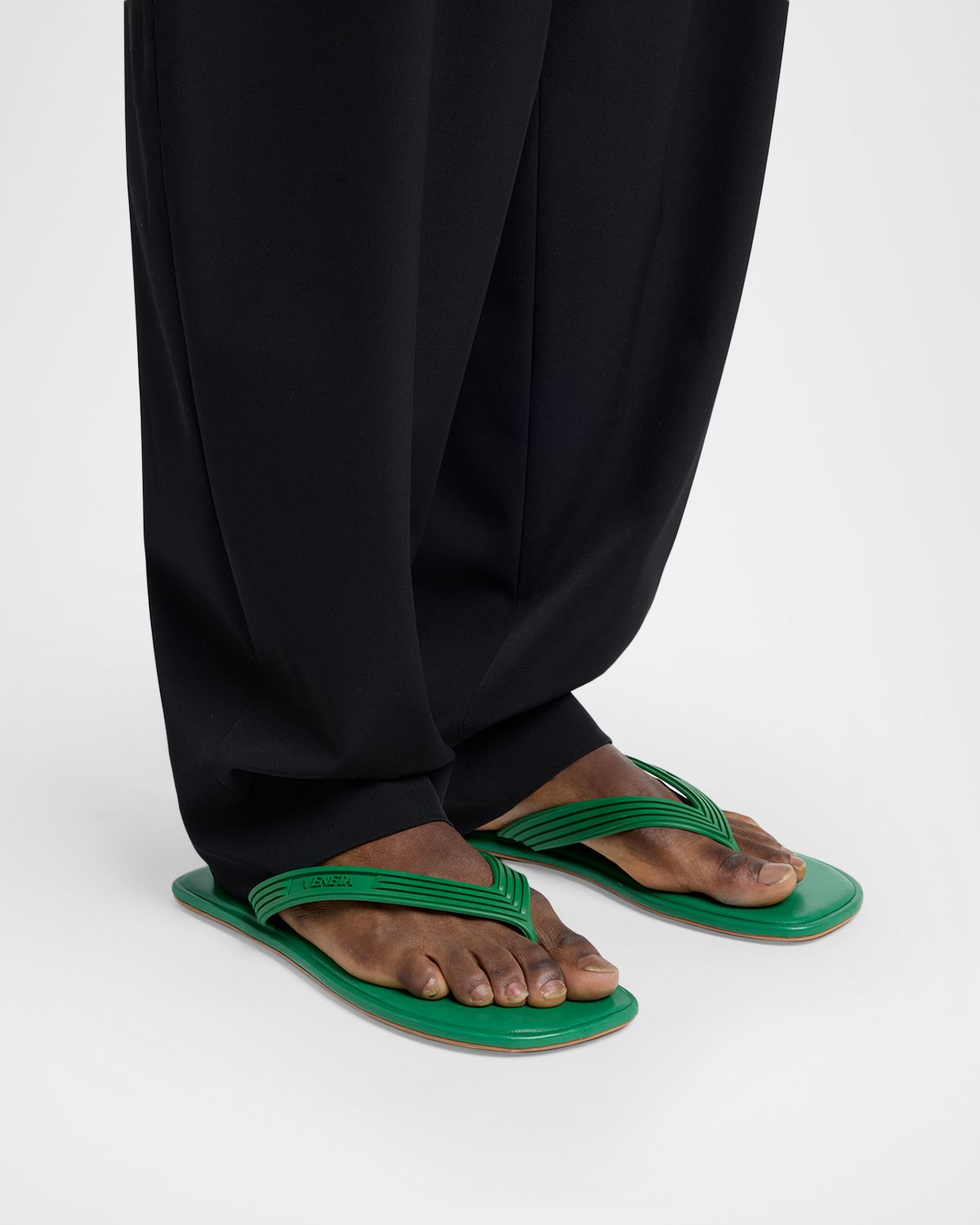 Bottega Veneta Men 's Matt Rubber/Napp