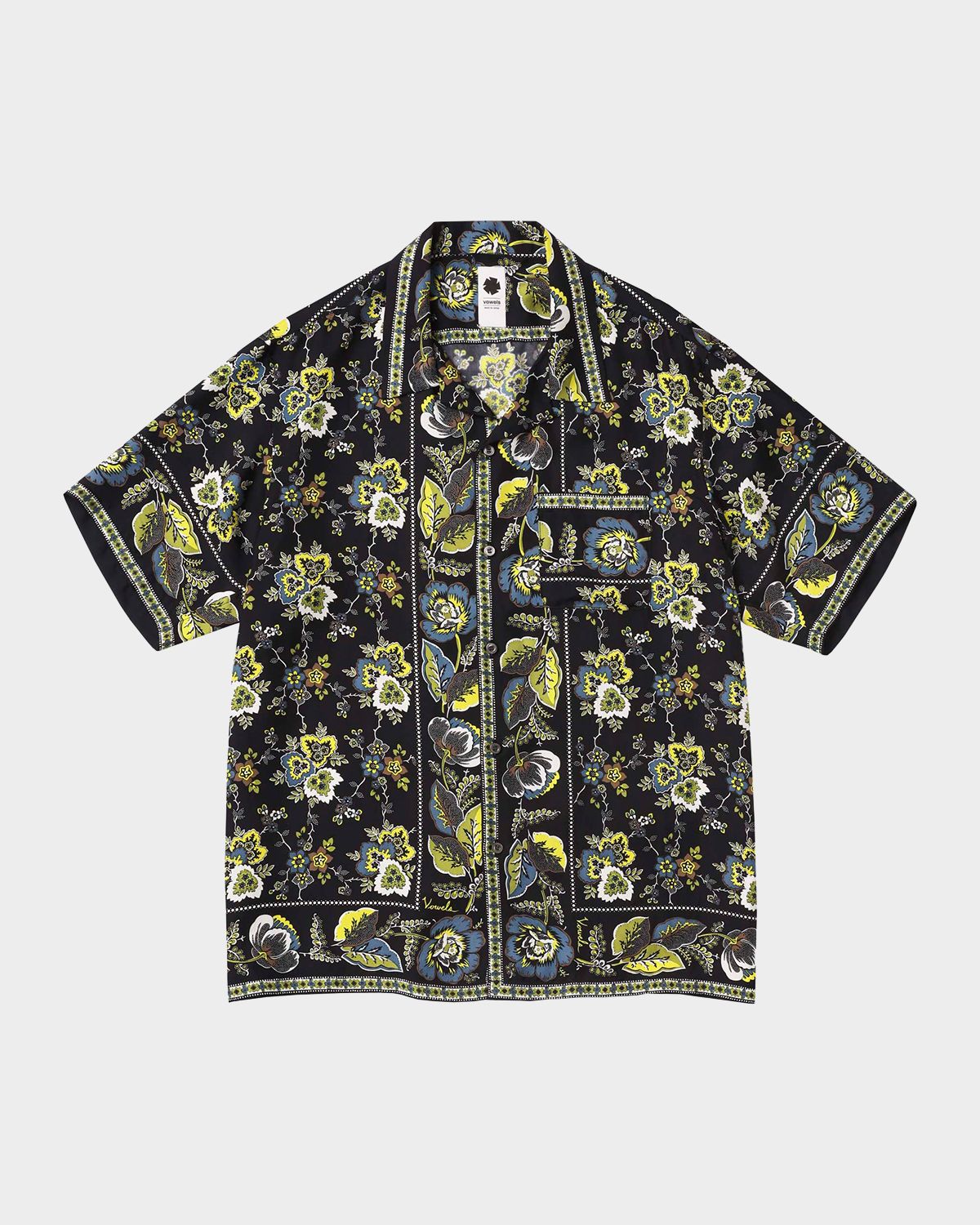 vowels Men 's Silk Scarf-Pattern Short-Sleeve Shirt