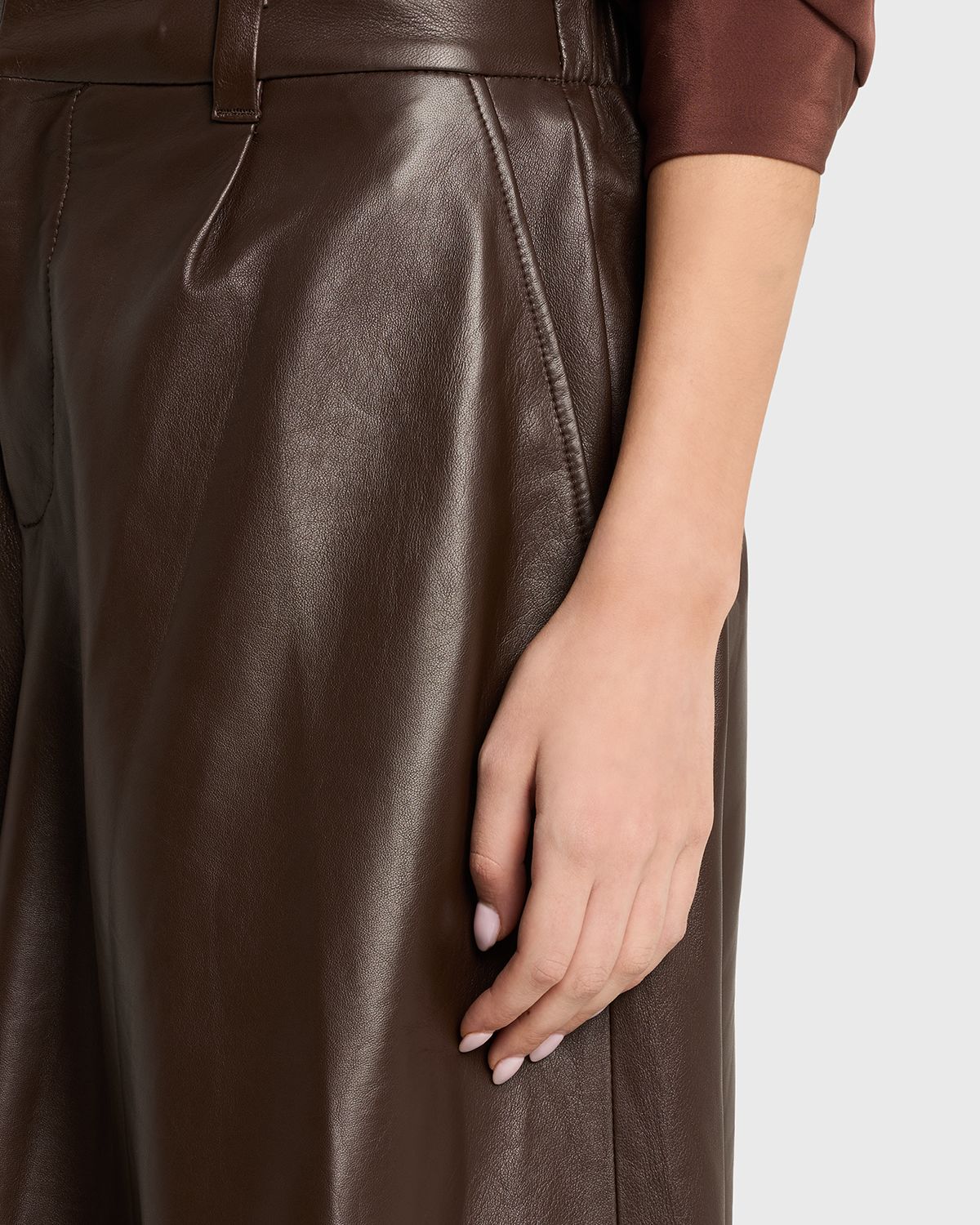 Brunello Cucinelli Pleated Leather Wide-Leg Culotte Pants | Thumbnail 5 Brunello Cucinelli Pleated Leather Wide-Leg Culotte Pants | Thumbnail 5