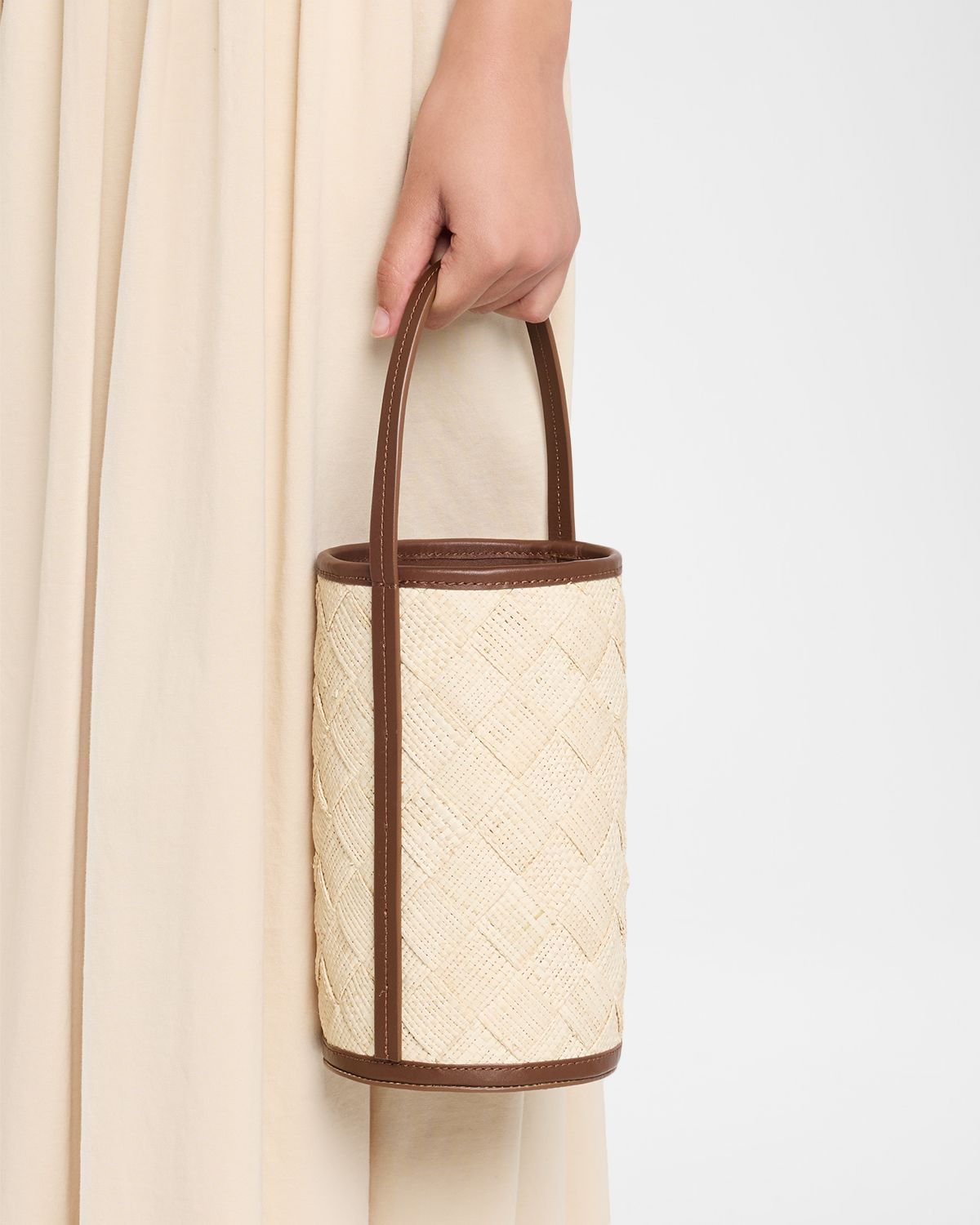 POOLSIDE The Cylinder Woven Straw Bucket Bag