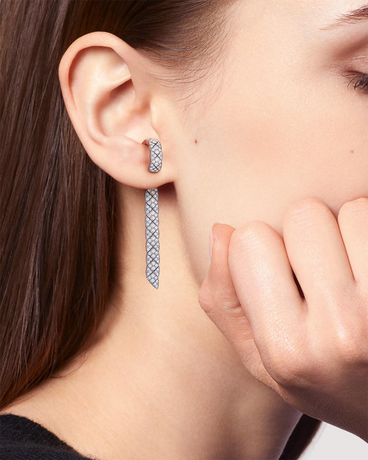 CHANEL COCO CRUSH SUPPLE TRANSFORMABLE EARRINGS | Thumbnail 1 CHANEL COCO CRUSH SUPPLE TRANSFORMABLE EARRINGS | Thumbnail 1