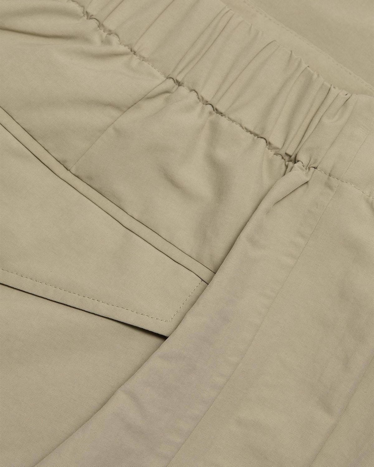 SIMKHAI Men 's Nicolas Nylon Tech Pants | Thumbnail 6 SIMKHAI Men 's Nicolas Nylon Tech Pants | Thumbnail 6