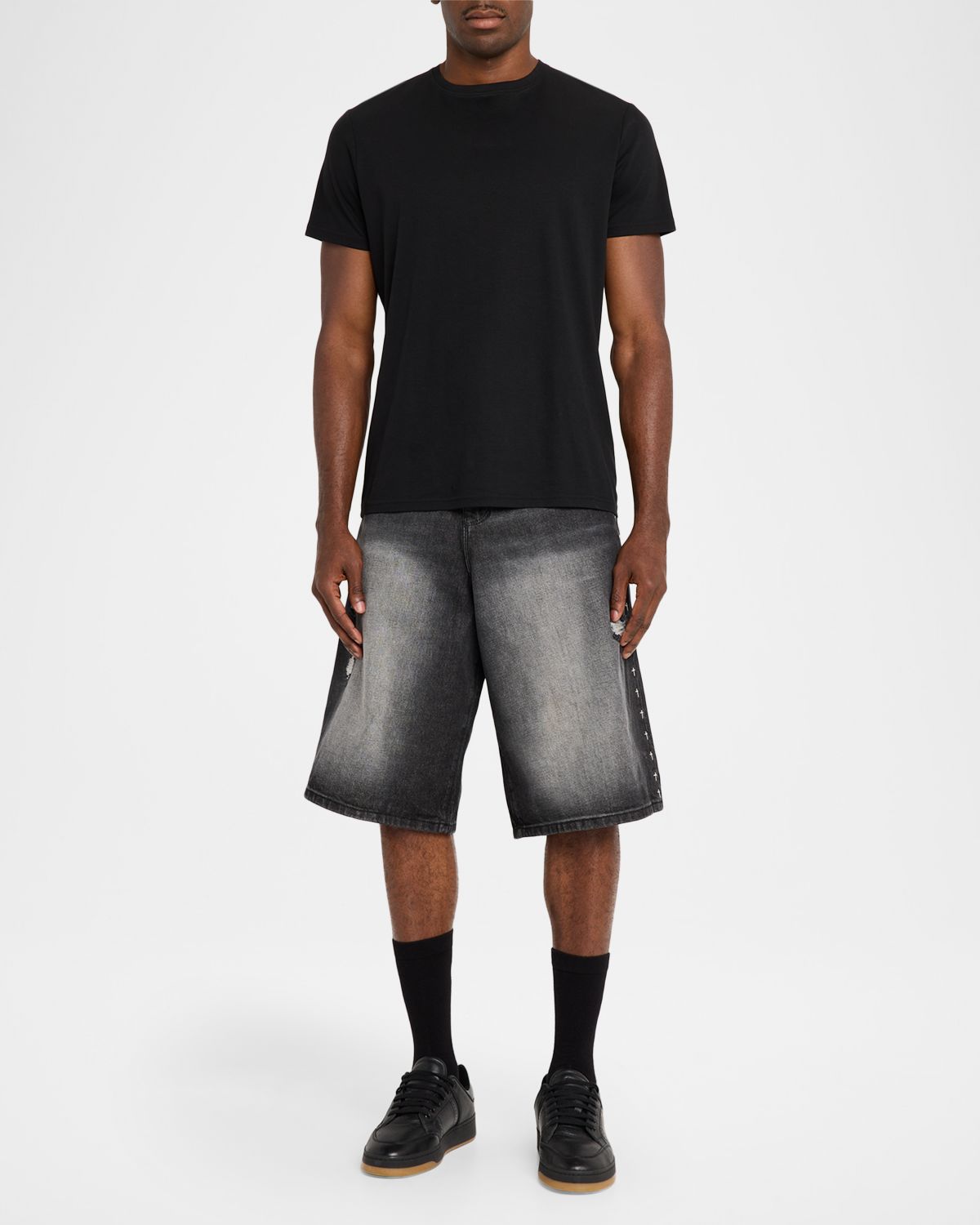RTA Men 's Chaparral Gustavo Oversized Denim Bermuda Shorts | Thumbnail 2 RTA Men 's Chaparral Gustavo Oversized Denim Bermuda Shorts | Thumbnail 2