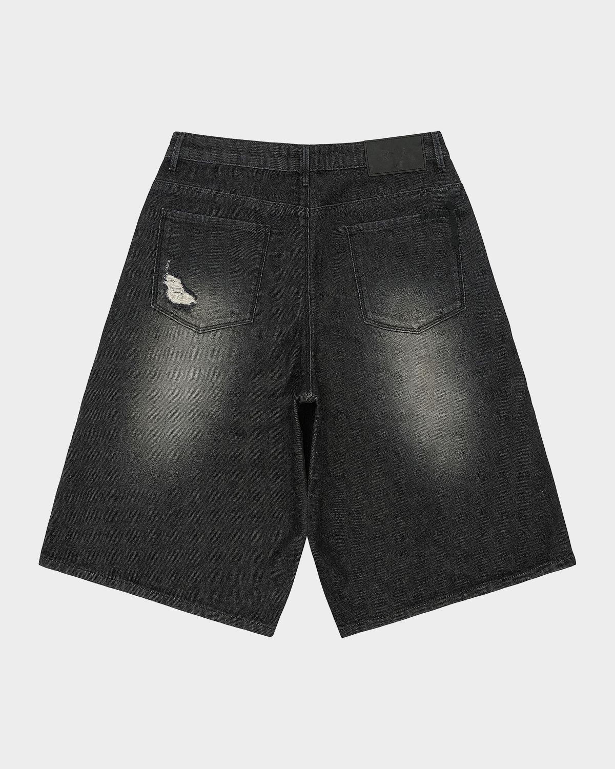 RTA Men 's Chaparral Gustavo Oversized Denim Bermuda Shorts | Thumbnail 3 RTA Men 's Chaparral Gustavo Oversized Denim Bermuda Shorts | Thumbnail 3