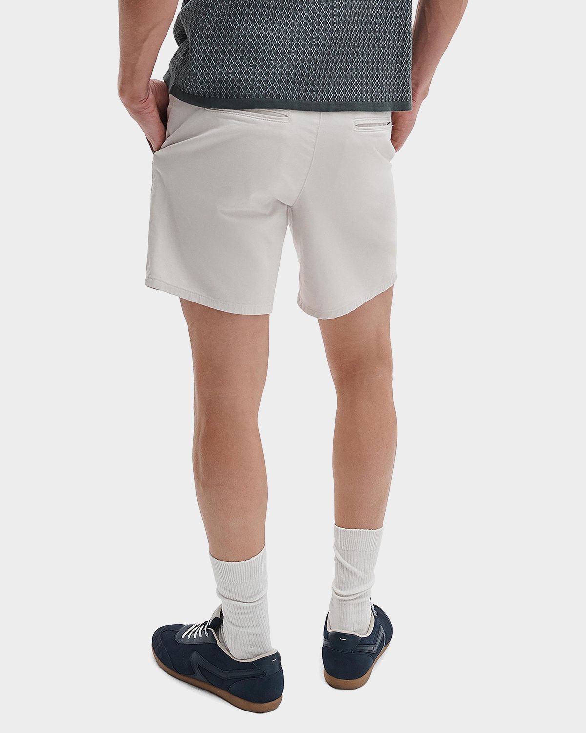 Rag & Bone Men 's Parent Stretch-Cotton Chino Shorts | Thumbnail 2