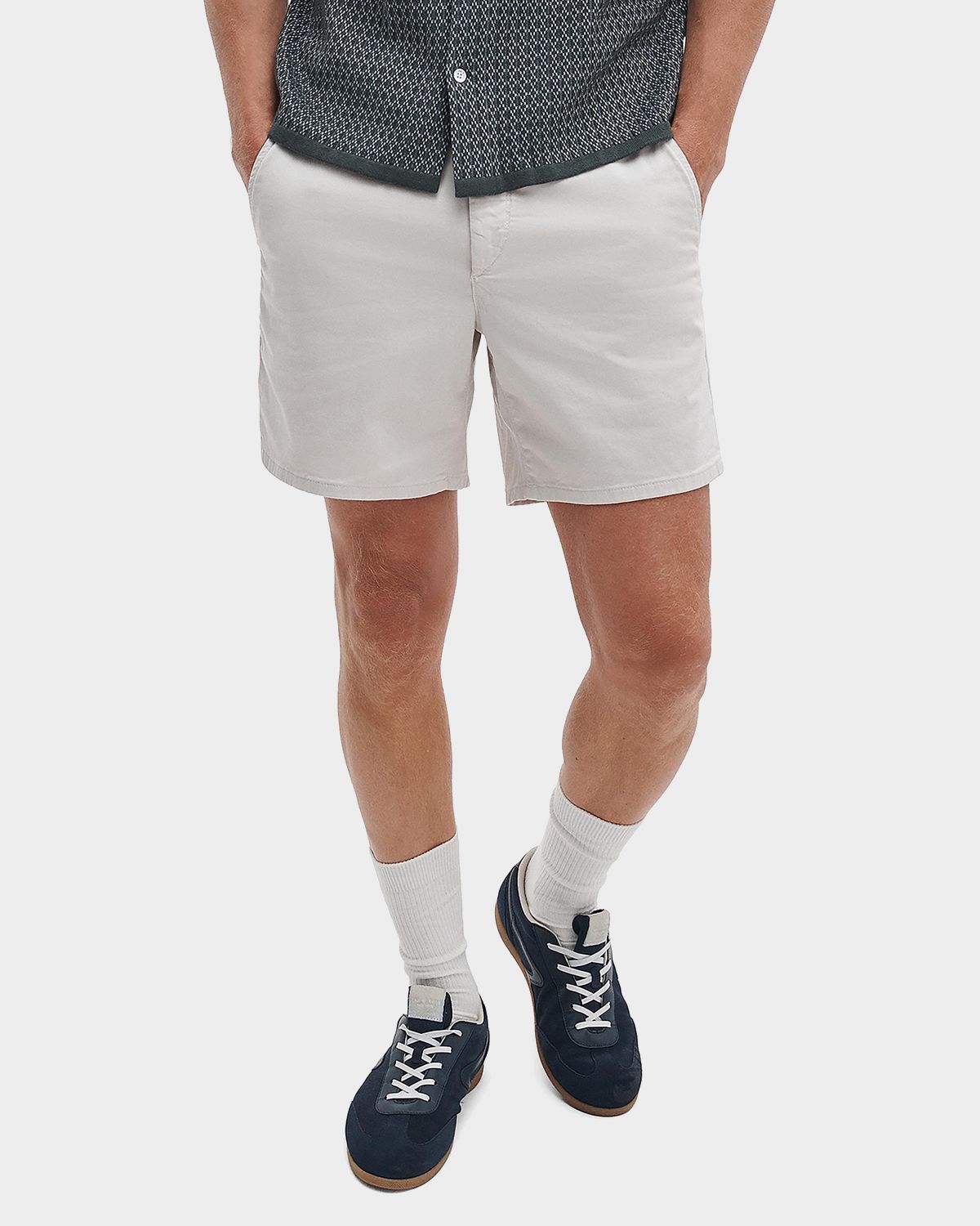 Rag & Bone Men 's Parent Stretch-Cotton Chino Shorts | Thumbnail 3