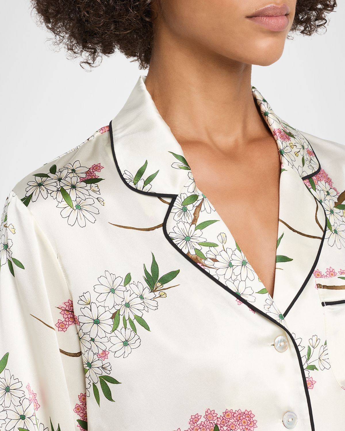 Olivia von Halle Lila Ana Blossom-Print Silk Satin Pajama Set | Thumbnail 5 Olivia von Halle Lila Ana Blossom-Print Silk Satin Pajama Set | Thumbnail 5