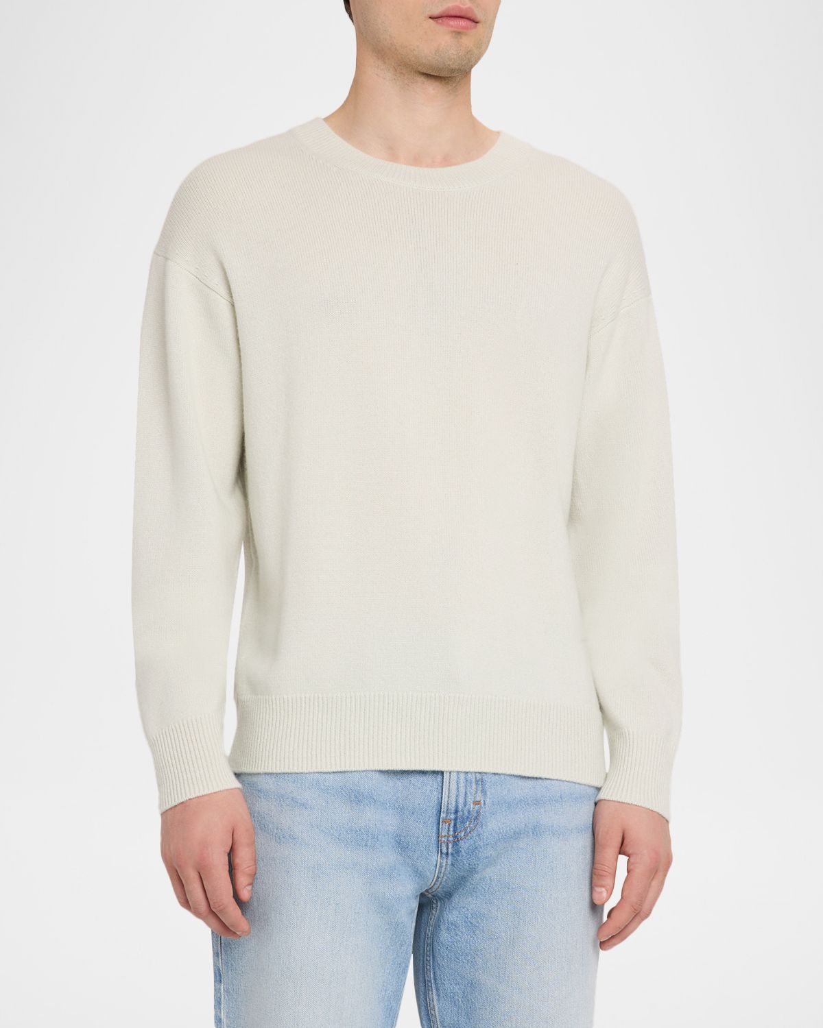 FRAME Men 's Lightweight Cashmere Crewneck Sweater | Thumbnail 4 FRAME Men 's Lightweight Cashmere Crewneck Sweater | Thumbnail 4
