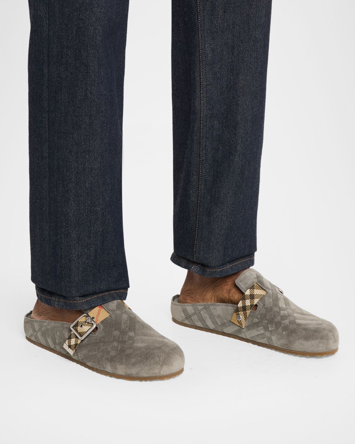 Burberry Men 's Urchin Check Suede Clogs | Thumbnail 7