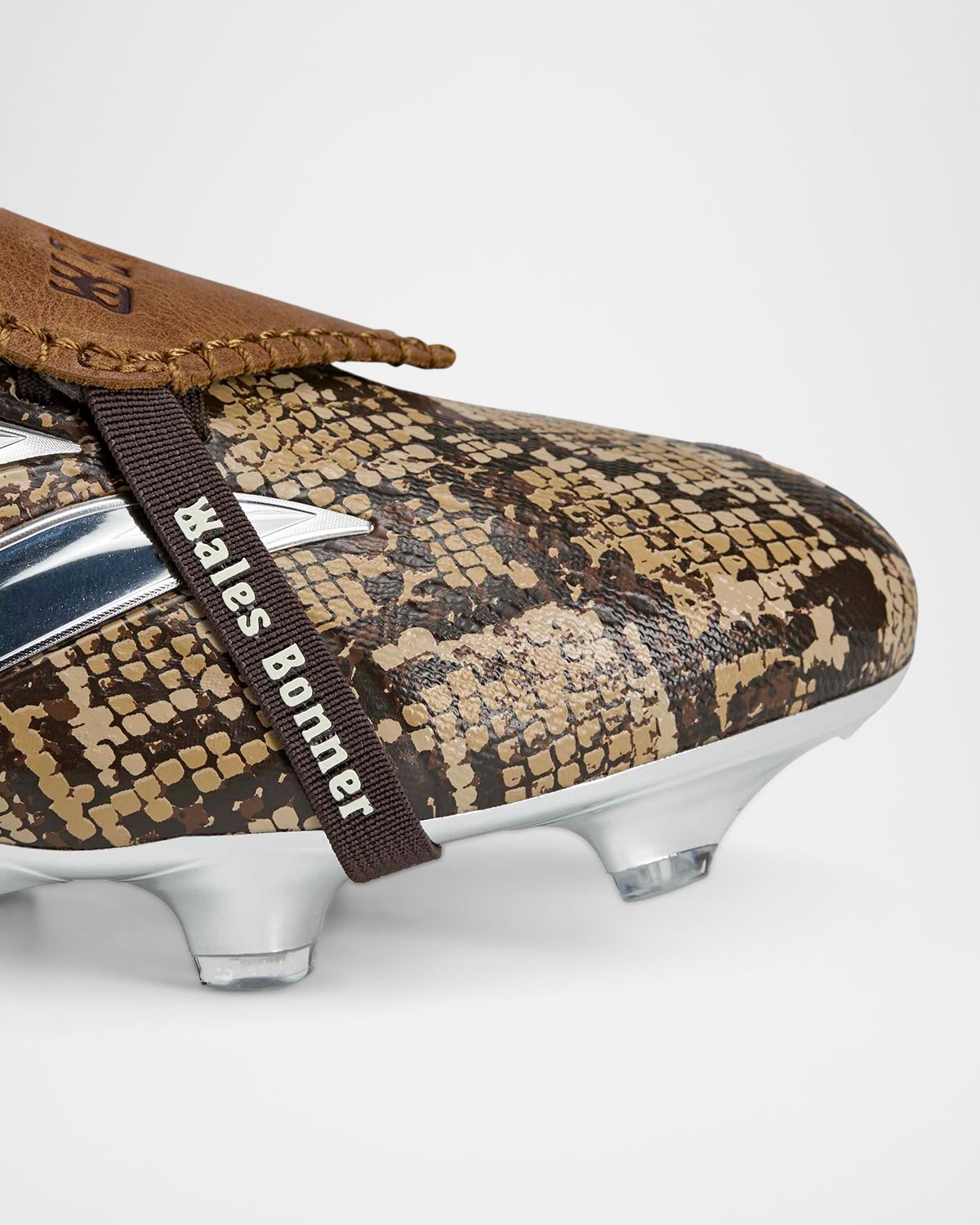 Adidas Predator Elite Faux-Snakeskin Low-Top Sneakers | Thumbnail 4