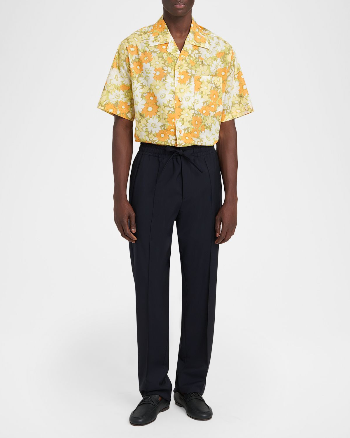 Valentino Garavani Men 's Cotton Floral Pocket Camp Shirt | Thumbnail 5 Valentino Garavani Men 's Cotton Floral Pocket Camp Shirt | Thumbnail 5