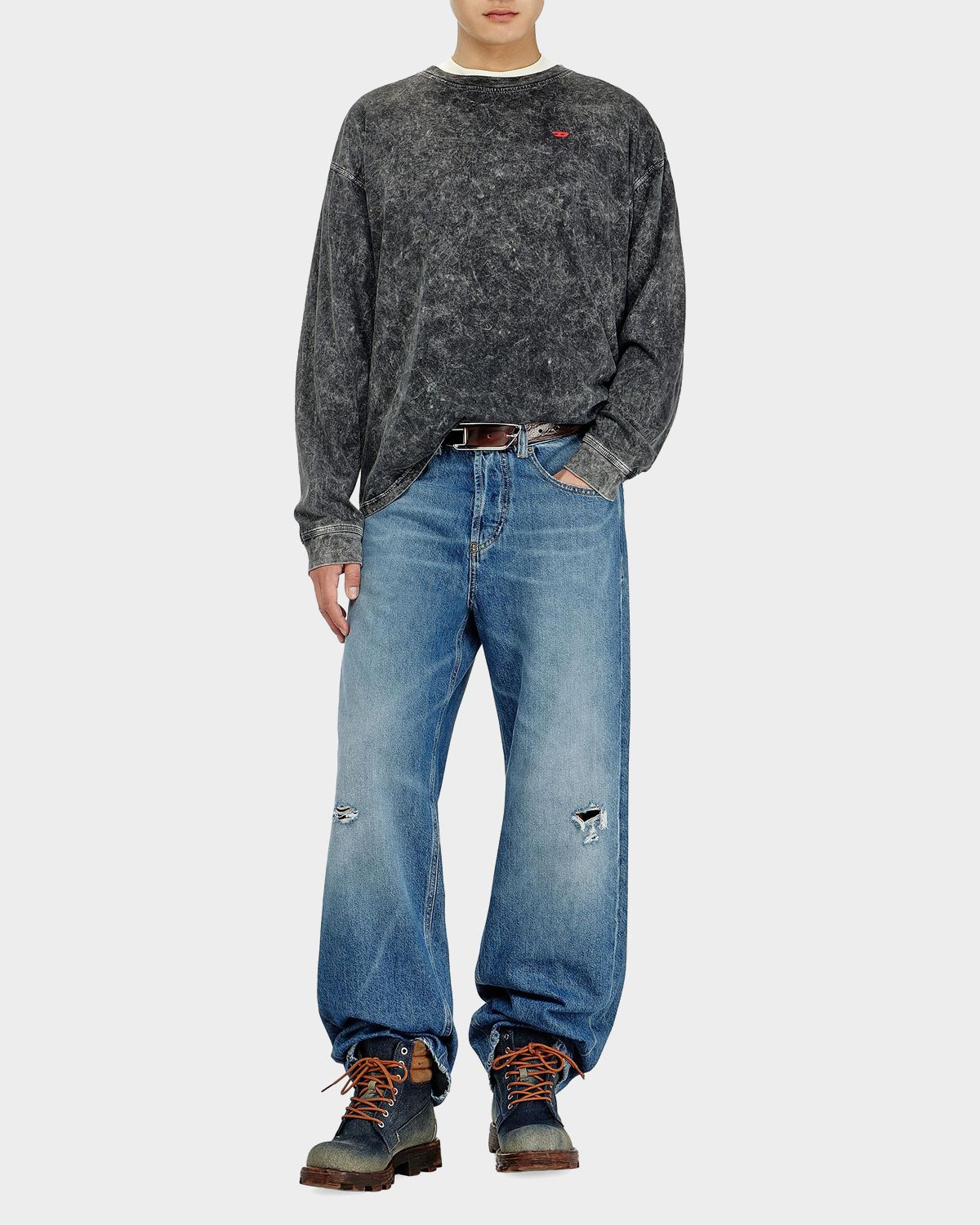 Diesel Men 's Logo Acid-Washed Cotton Long-Sleeve T-Shirt | Thumbnail 2 Diesel Men 's Logo Acid-Washed Cotton Long-Sleeve T-Shirt | Thumbnail 2