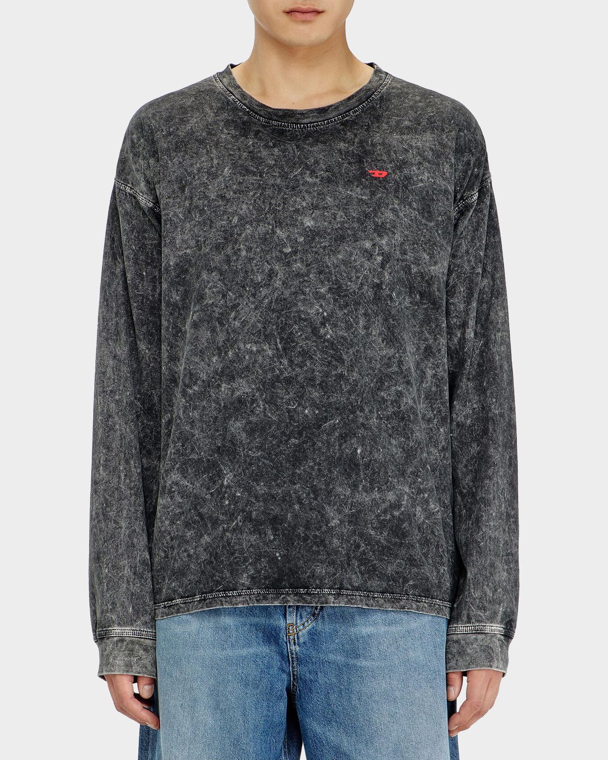 Diesel Men 's Logo Acid-Washed Cotton Long-Sleeve T-Shirt | Thumbnail 4 Diesel Men 's Logo Acid-Washed Cotton Long-Sleeve T-Shirt | Thumbnail 4