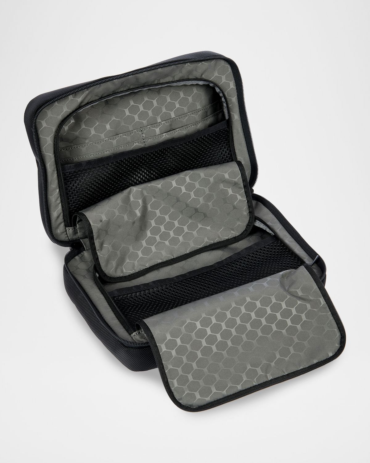 Porsche Design Roadster Nylon Evo Washbag | Thumbnail 3