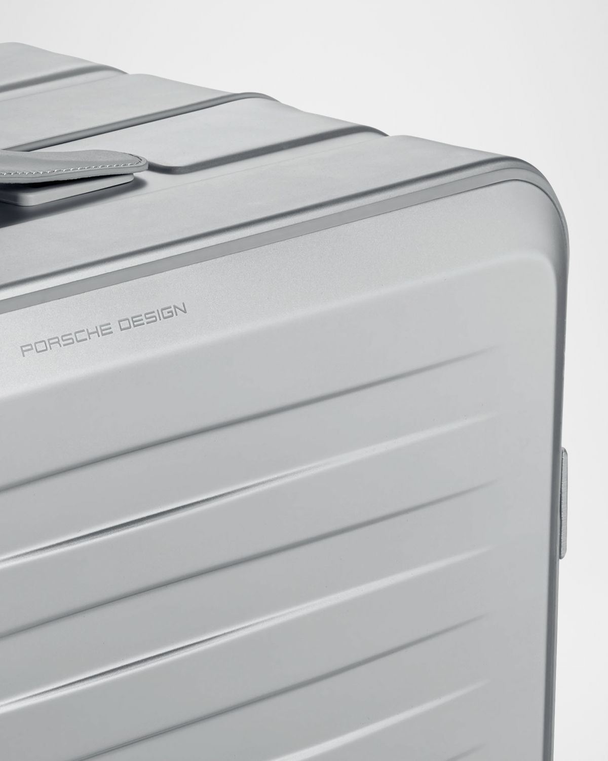 Porsche Design Roadster 31" Aluminum Check-In Spinner Suitcase | Thumbnail 14 Porsche Design Roadster 31" Aluminum Check-In Spinner Suitcase | Thumbnail 14