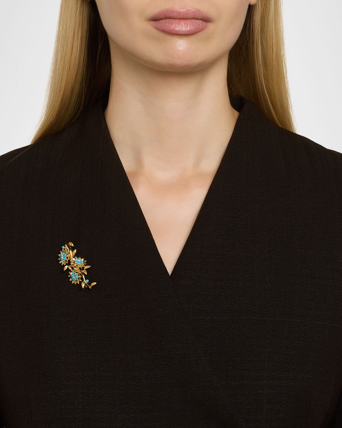 NM Estate Estate 18K Yellow Gold and Platinum Turquoise Floral Pin with Diamonds